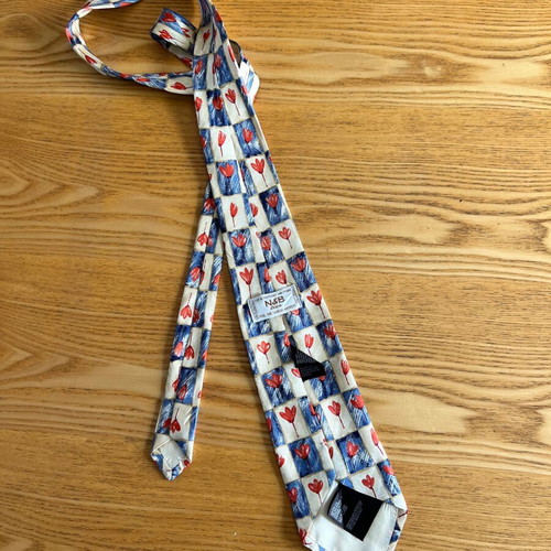 N&B Ties Vintage silk men's tie with tulips