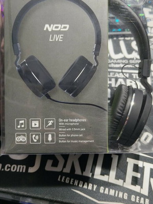 NOD Live on-ear headphones new, wired with microphone