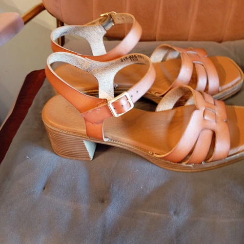 Carolina Santos summer sandals used, genuine leather, size 39, brown
