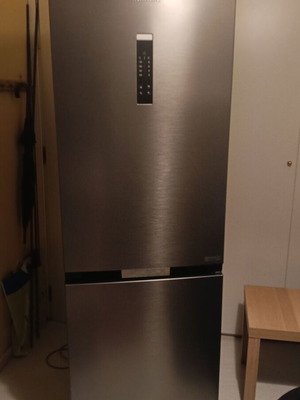 Grundig Aerofresh GKPN 46820 XP two-door fridge like new, inox