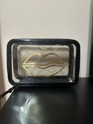 Victoria's Secret transparent toiletry bag like new