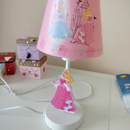 Philips Disney Princesses Table Lamp like new, pink