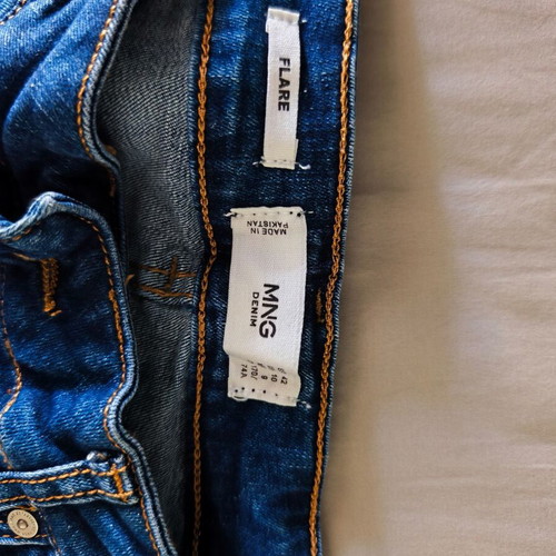 Mango jean pants dark blue flare, like new