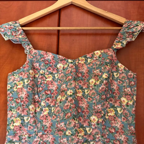 Desiree dress romantic retro used with floral pattern