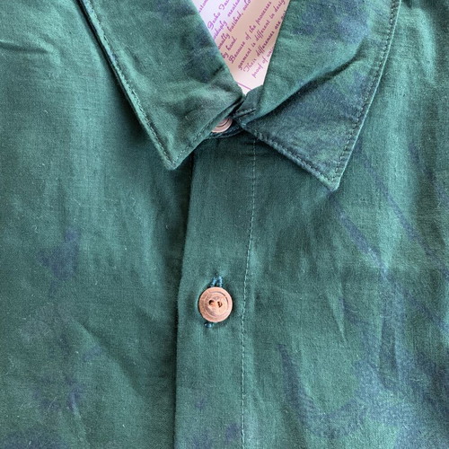 Vintage cotton shirt new with floral pattern and wooden buttons