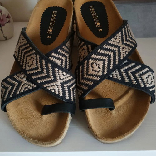 Evangelia Drosi handmade sandals new, size 42, black and brown
