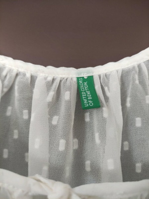 Μπλούζα γυναικεία Benetton καινούργια σε χρώμα σαμπάνιας