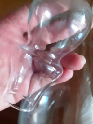Vintage glass decanter with glass stopper like new