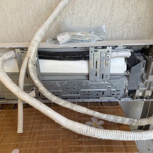 Cooper & Hunter Inverter Air Conditioner 12,000 BTU used with WiFi
