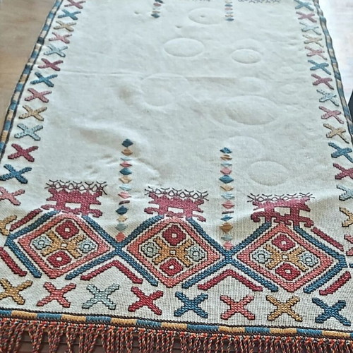 Handmade Cretan Embroidered Table Runner like new