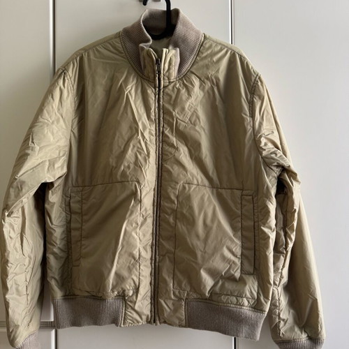 Lightweight men's jacket Small used with minor damage