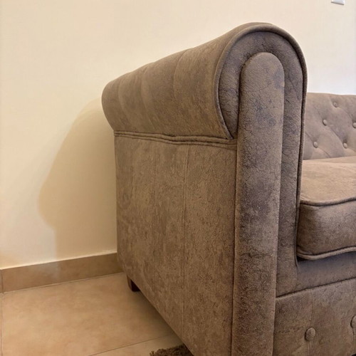 Three-seater sofa like new
