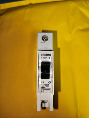 Siemens single-pole 6 amp fuse new