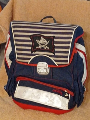 Capt'n Sharky school backpack by Die Spiegelburg