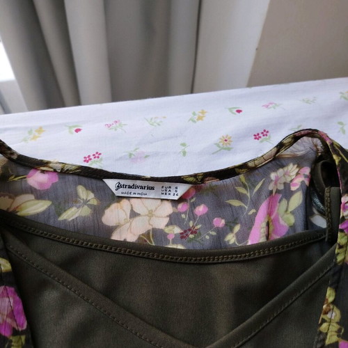 Floral dress Stradivarius like new, colorful green, size S