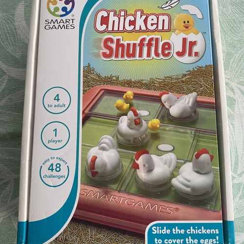Smart Games Chicken Shuffle Jr. board game like new