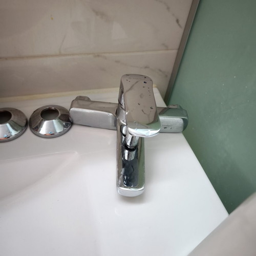Modea bathroom faucet