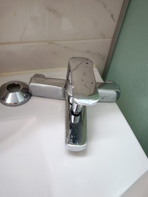 Modea bathroom faucet