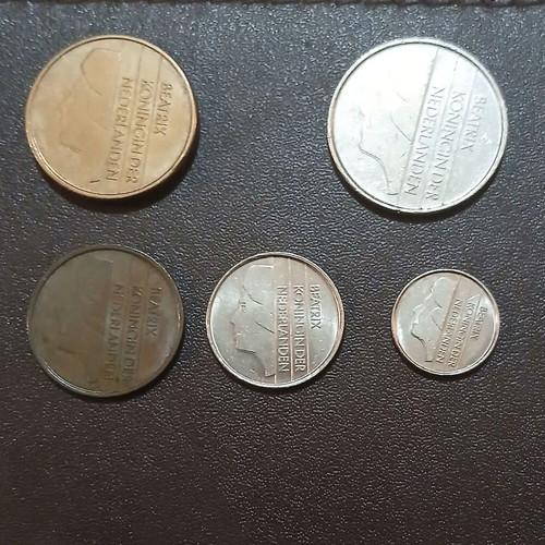Set of 5 Dutch coins, various years