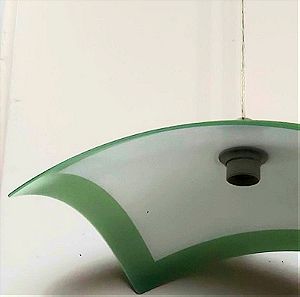 Φωτιστικό οροφής πλαφονιερα τετράγωνη με καμπυλωτό γυαλί σε άσπρο χρώμα με πράσινο περιμετρικά