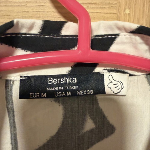 Bershka Mickey Mouse Men's Summer Shirt like new, black and white