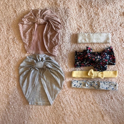 Baby hair accessories like new, mixed brands