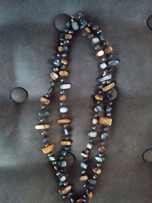 Double necklace like new with stones and crystal beads