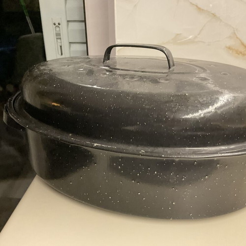Metal Oven Roasting Pan with Lid and Rack 40 cm like new