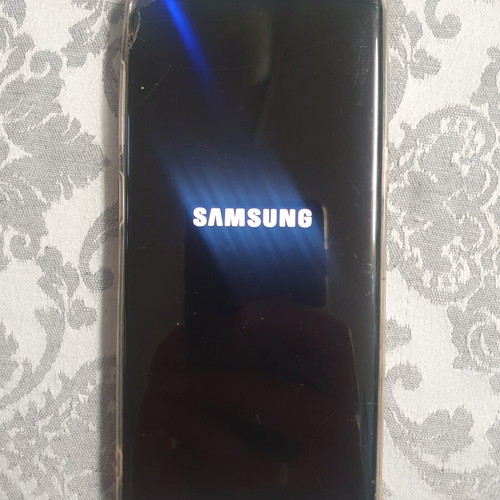 Samsung Galaxy S8 used phone for parts with broken screen
