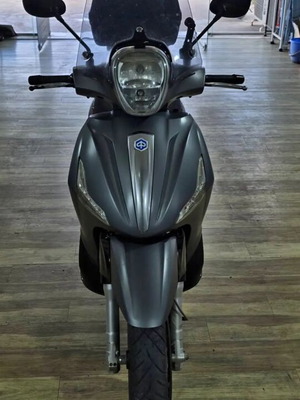 Piaggio Beverly 2015 σκούτερ μεταχειρισμένο, 48.000 χλμ, πολύ καλή κατάσταση