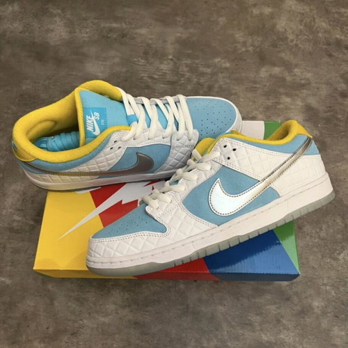 Nike SB Dunk Low FTC Lagoon Pulse new, size 46, multicolor