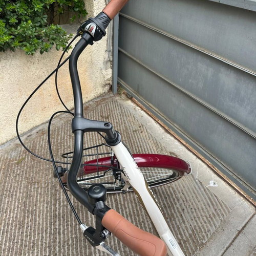 Sector city bike with child seat, aluminum frame