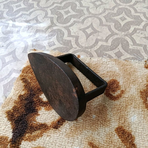 Old cast iron iron used