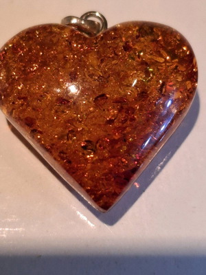 Amber heart pendant new, brown