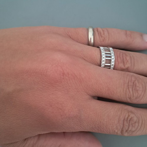 Tiffany & Co Atlas 18K white gold diamond openwork Roman numeral ring