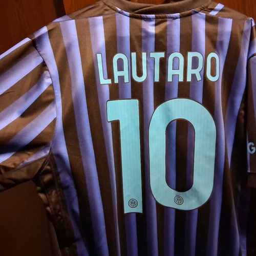 Inter Lautaro Martinez jersey size X-L like new official replica