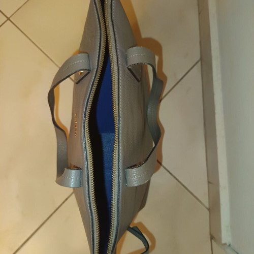KEM large shoulder bag grey like new with detachable wallet
