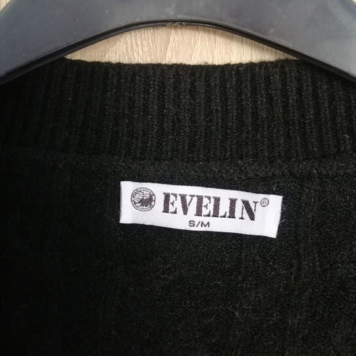 Oversize cardigan size S-M black new, very soft