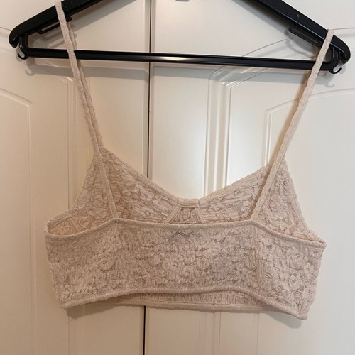 Short lace top Zara size M like new, beige