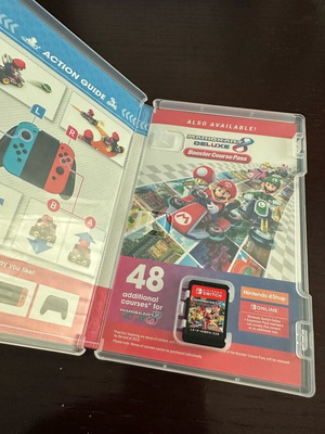 Mario Kart Deluxe 8 for Nintendo Switch like new