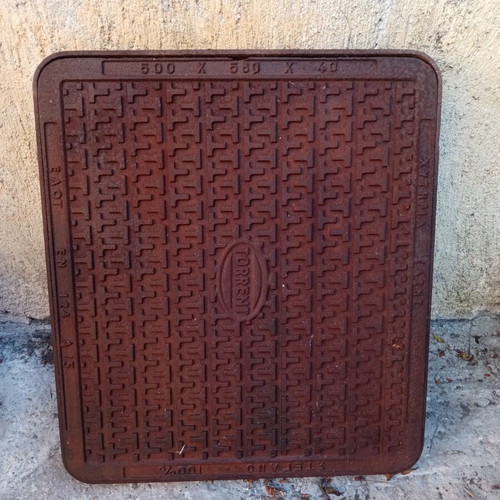 Manhole Cover with Frame New, Cast Iron, 500x560x40 mm