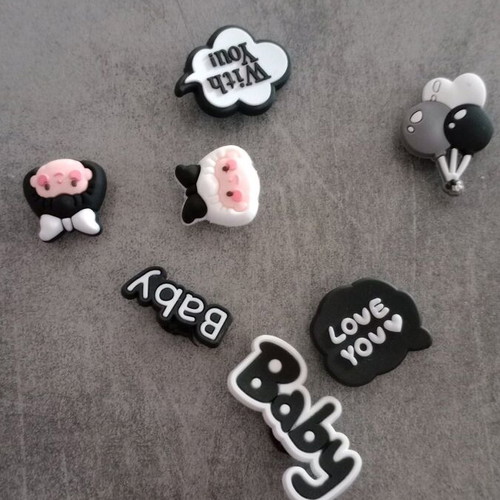 Pins for Crocs pack of 7 black and white