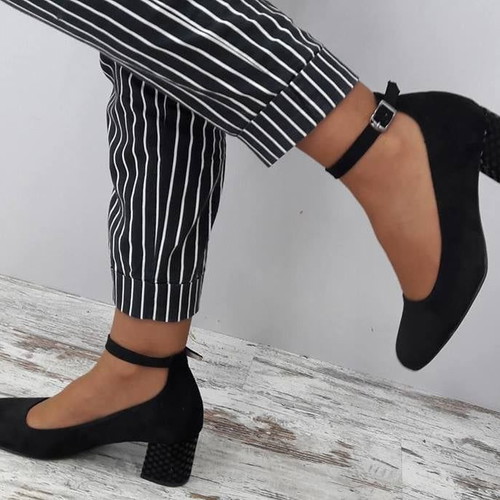 Pumps new with square heel and ankle strap black size 37