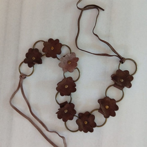 Vintage boho leather belt with metal rings used, brown