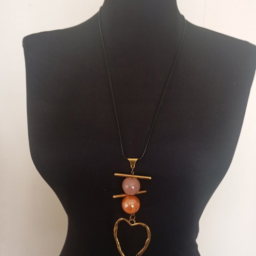 Necklace new with tag, beige and orange