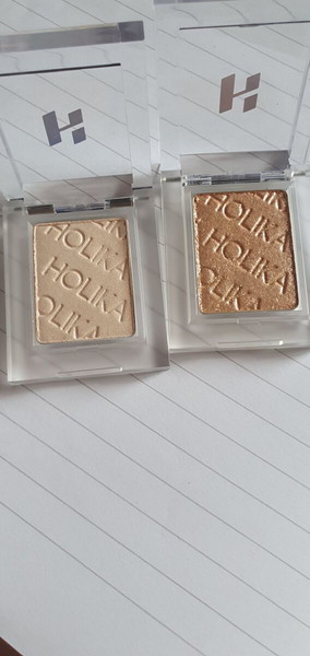 2 single eyeshadow from Holika Holika Korean κορεάτικα
