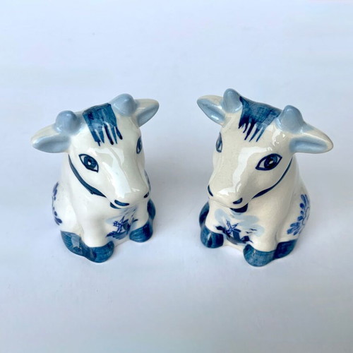 Dutch Delft Salt and Pepper Cow Set New, hand-painted porcelain