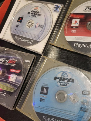PlayStation 2 games used, PES 2011, FIFA 2004, PES 2009, NBA Live 2004