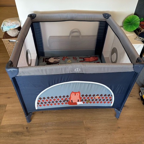 Lionelo foldable baby playpen used with mattress 100x100cm
