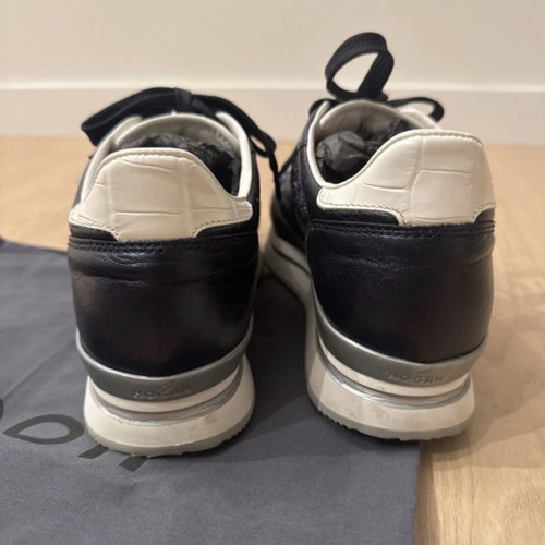 Hogan sneakers, deep blue, size 38.5